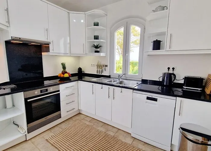 Casa Contente 3-bedroom With Pool Vila *