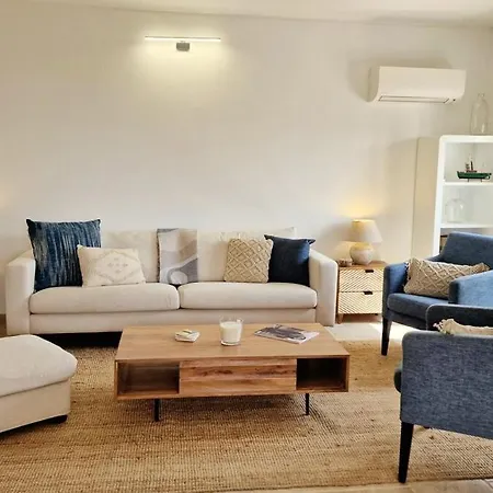 Casa Contente 3-bedroom With Pool Luz